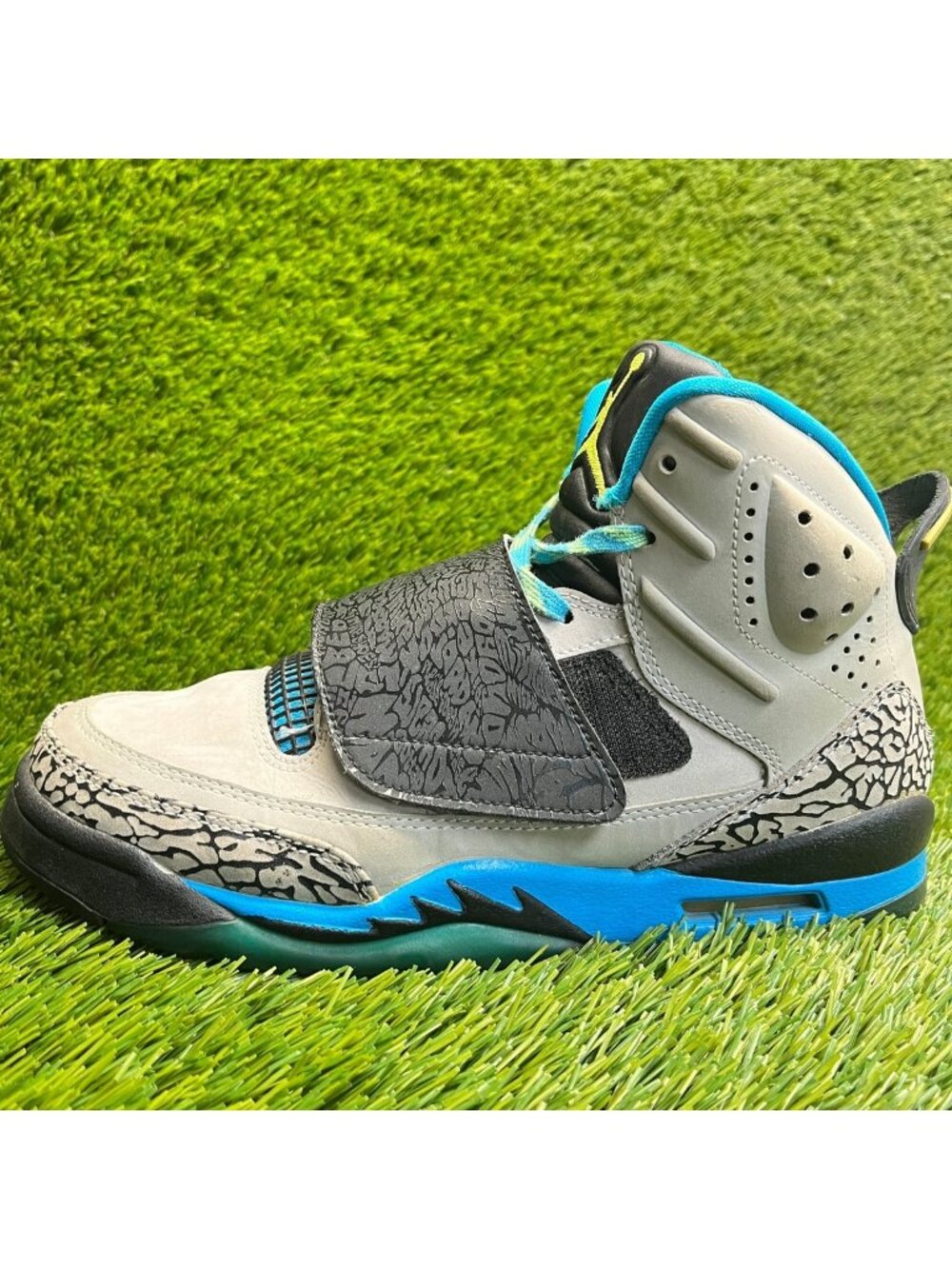 Nike Air Jordan Son of Mars BG Boys Size 6Y Gray Blue Basketball Shoes Sneakers